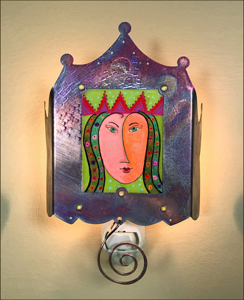 Spring Queen Luminette - SOLD OUT