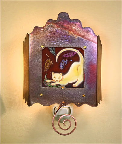 Frisky Kitty Luminette